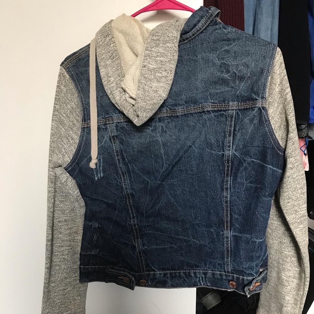 Jean jacket - Picture 2 of 2